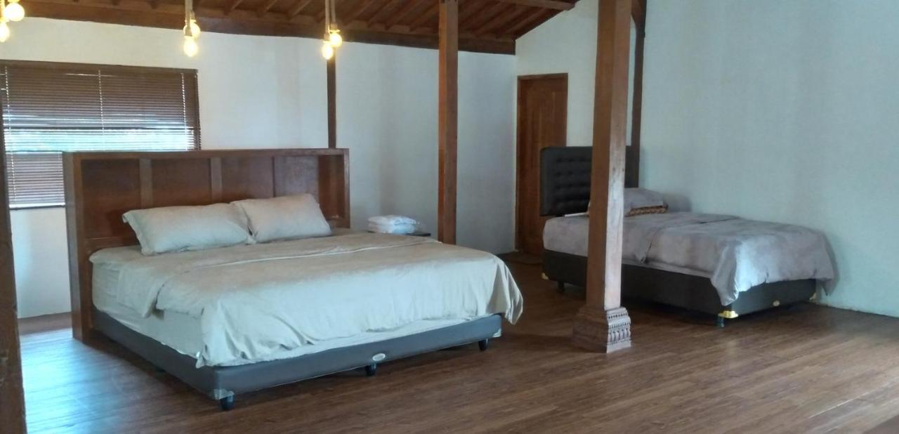 Joglo Kumpul Resort Cangkiran エクステリア 写真