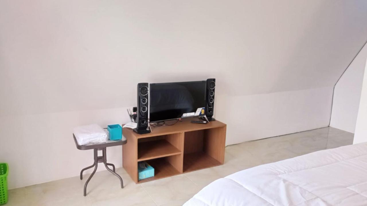 Joglo Kumpul Resort Cangkiran エクステリア 写真